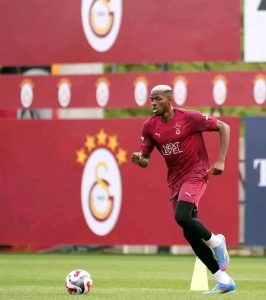 Damage gained’t cease Osimhen from Liverpool match – TV commentator Engin