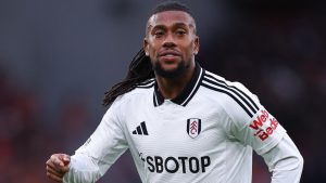 EPL: ‘Unbelievable, what a cross’ – Berbatov, Glenn Hoddle hail Tremendous Eagles midfielder Iwobi