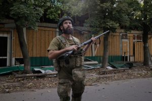 Standing in Putin's means: The Ukrainian fighters defending a besieged Kostiantynivka