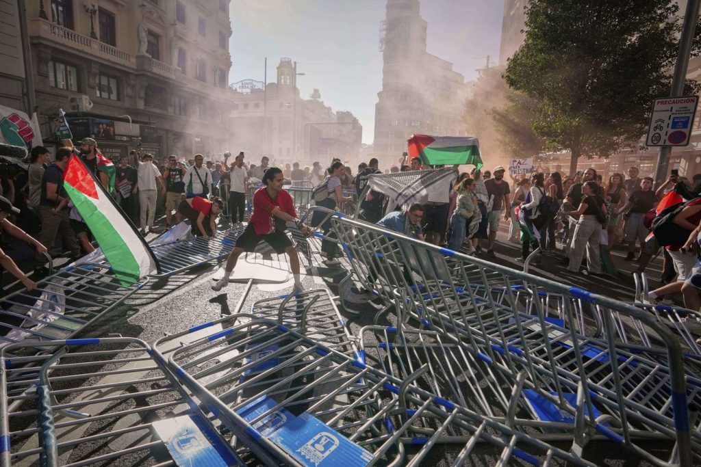 Spanish prime minister requires Israel to be banned from sports activities occasions after chaos at biking race