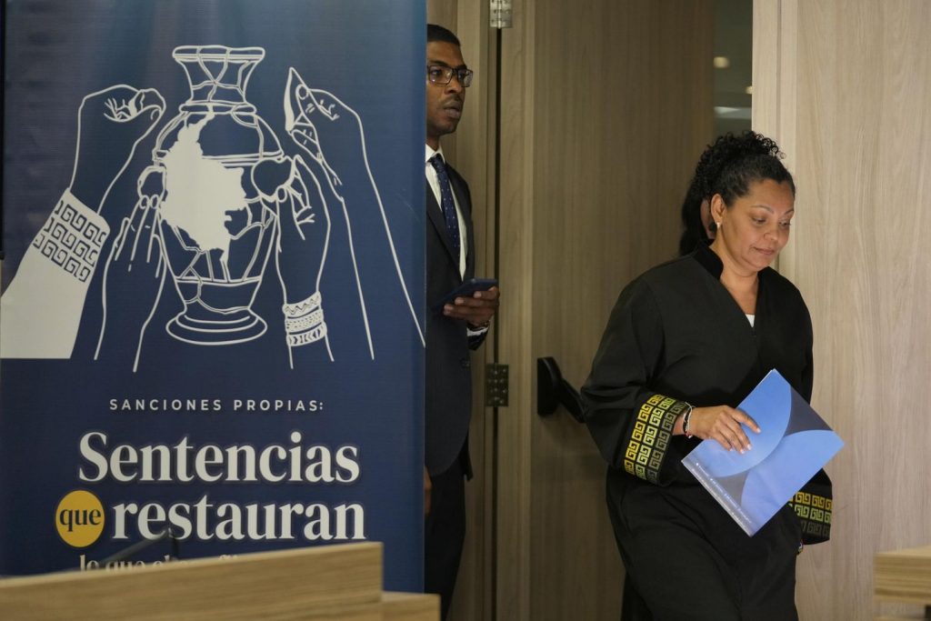 Colombia peace court docket sentences former FARC leaders for his or her function in hundreds of kidnappings