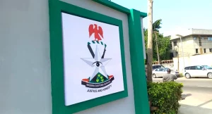 Customs units 0 duty-free import threshold, warns officers of unethical behaviour