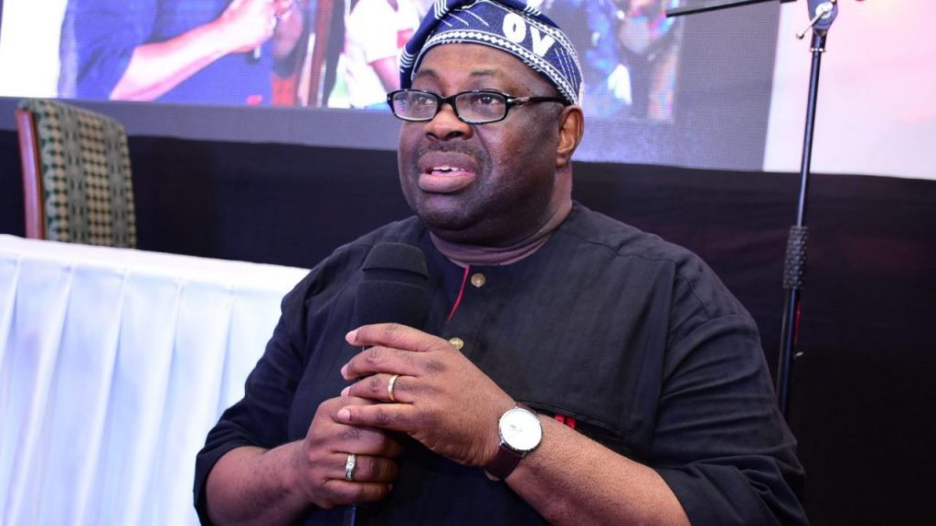 Dele Momodu hosts Peter Obi in Ghana
