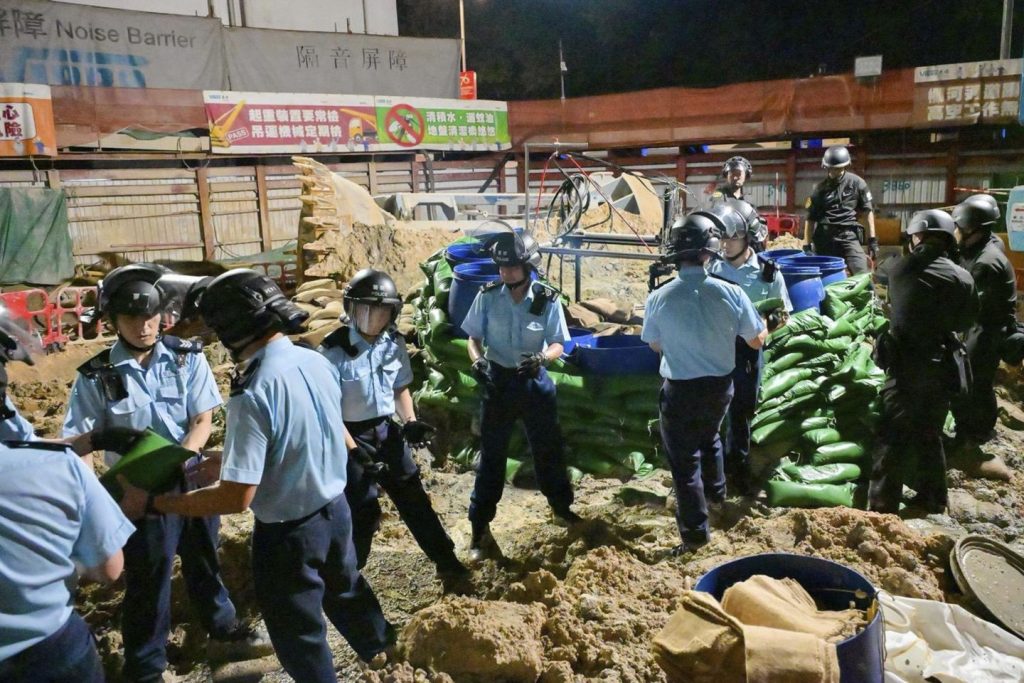 Hong Kong police safely detonate WWII bomb containing 500 kilos of explosives