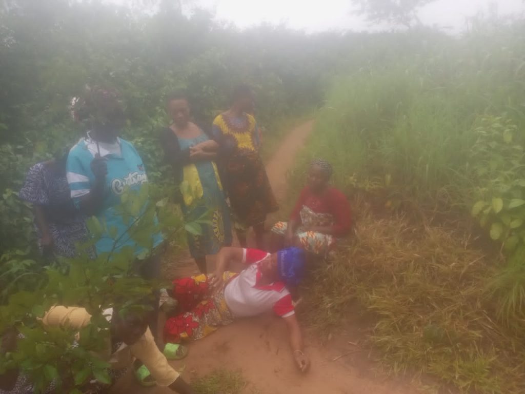 ‘Return our ancestral land or we’ll go bare’ – Imo girls warn politicians