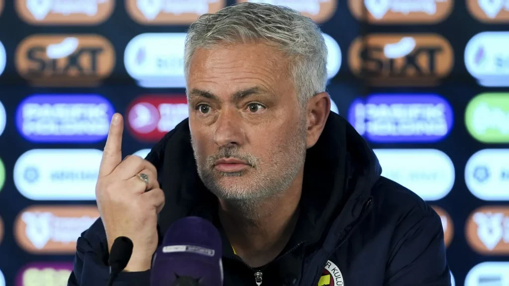 ‘I made a mistake going to Fenerbahce’ – Mourinho displays after becoming a member of Benfica