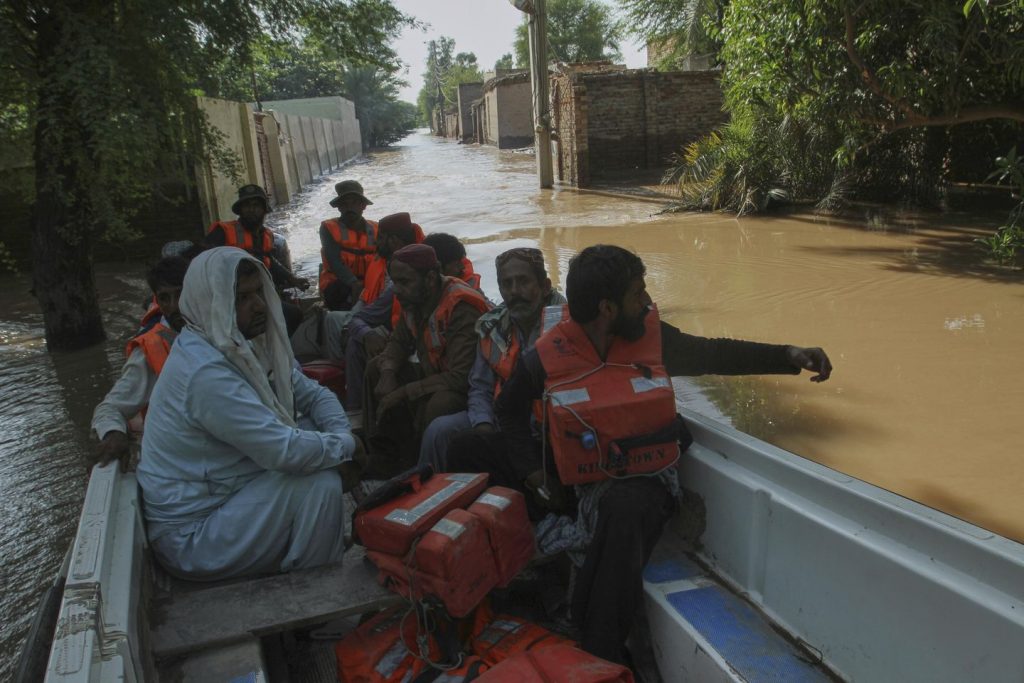 Floodwaters start receding in a significant Pakistani metropolis however close by cities face evacuations