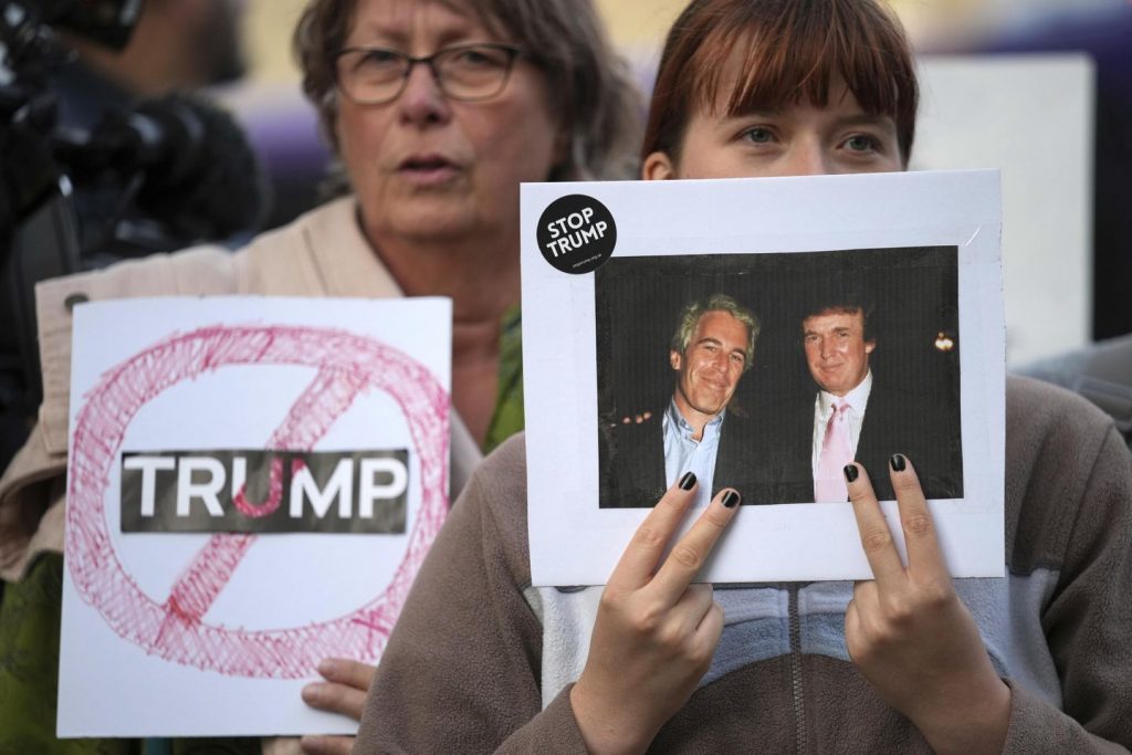 British police arrest 4 for projecting photos of Trump, Epstein onto Windsor Citadel