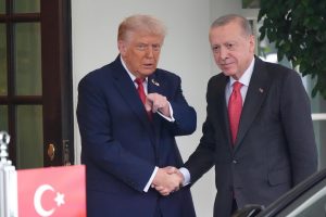 Trump meets with Turkey's Erdogan to speak fighter jets, ending wars