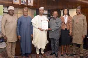 Award: I Will Be Good Ambassador Of LEADERSHIP – Jada