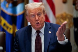 US envoys head to Mideast as Trump warns Hamas in opposition to peace deal delay