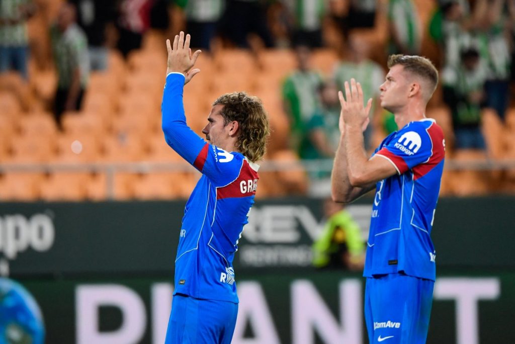 Atletico win at Betis to bounce again from Arsenal drubbing Atletico win at Betis to bounce again from Arsenal drubbing