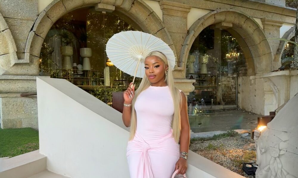 Channel Your Interior Fashionista With These 10 Gorgeous #BNWeddingFlow Appears to be like! Channel Your Interior Fashionista With These 10 Gorgeous #BNWeddingFlow Appears to be like!