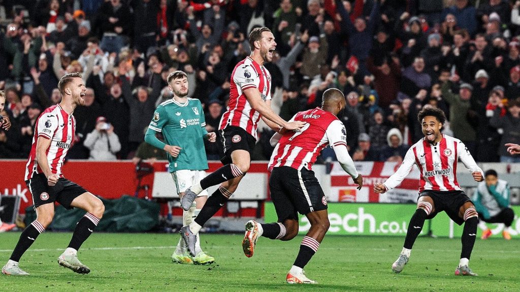 Brentford stun Liverpool as Man United prolong successful run Brentford stun Liverpool as Man United prolong successful run