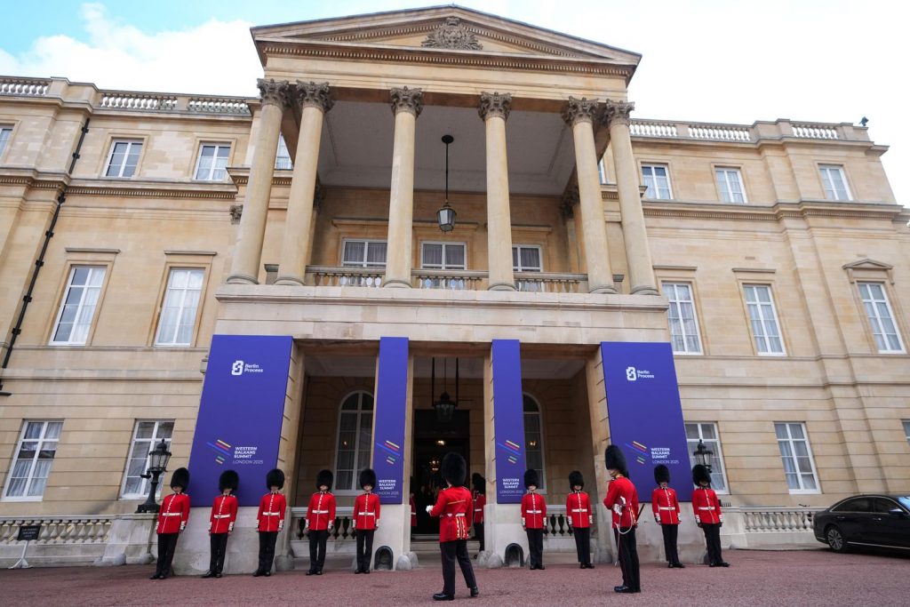 Western Balkans leaders meet in London for talks on migration and safety Western Balkans leaders meet in London for talks on migration and safety