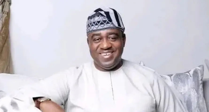 I’m too large to secretly defect to APC — Suswam I’m too large to secretly defect to APC — Suswam
