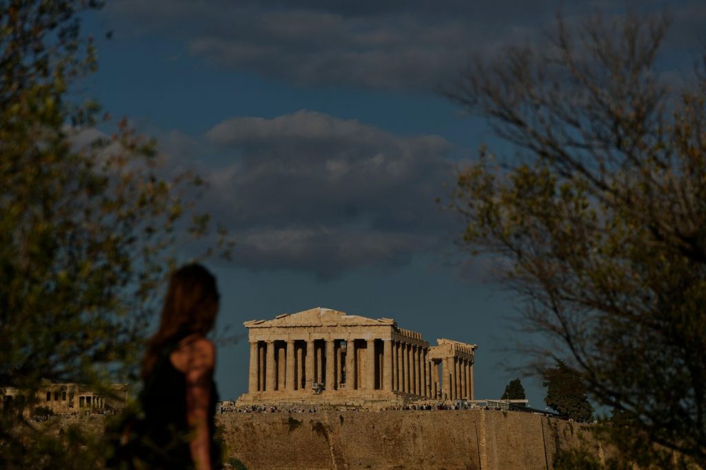 Greece's Parthenon briefly freed from scaffolding for first time in centuries
