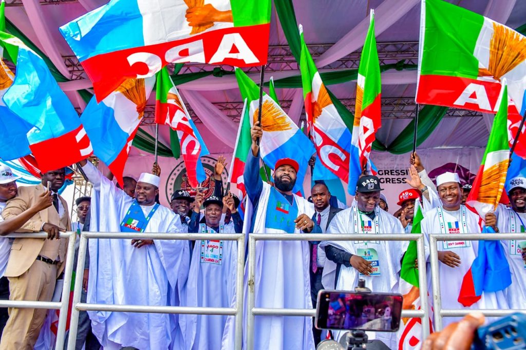 November 1 LG elections: Niger Gov Bago flags off APC marketing campaign November 1 LG elections: Niger Gov Bago flags off APC marketing campaign