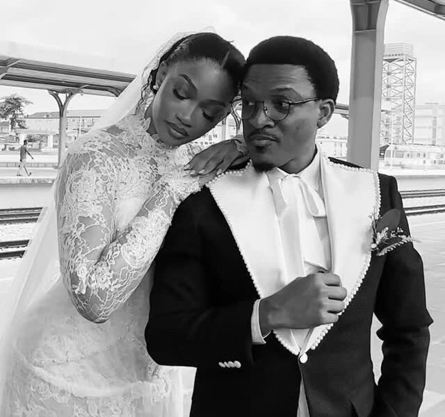 All Aboard for Love! Shawn Faqua & Sharon Ifunanya Mentioned ‘I Do’ on a Transferring Prepare All Aboard for Love! Shawn Faqua & Sharon Ifunanya Mentioned ‘I Do’ on a Transferring Prepare