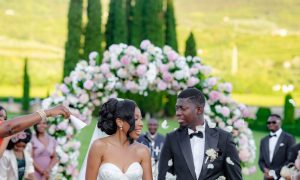 From Hinge to Hitched! Sereta & Silvio’s Vacation spot Wedding ceremony Was Straight Out of a Fairytale