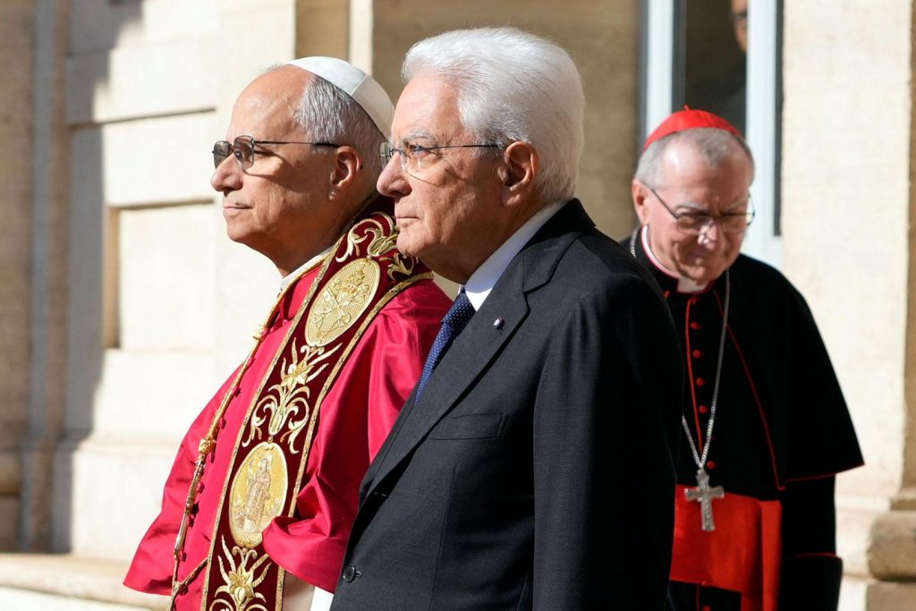 Pope urges Italy to stay open to migrants throughout ceremony of passage go to to presidential palace