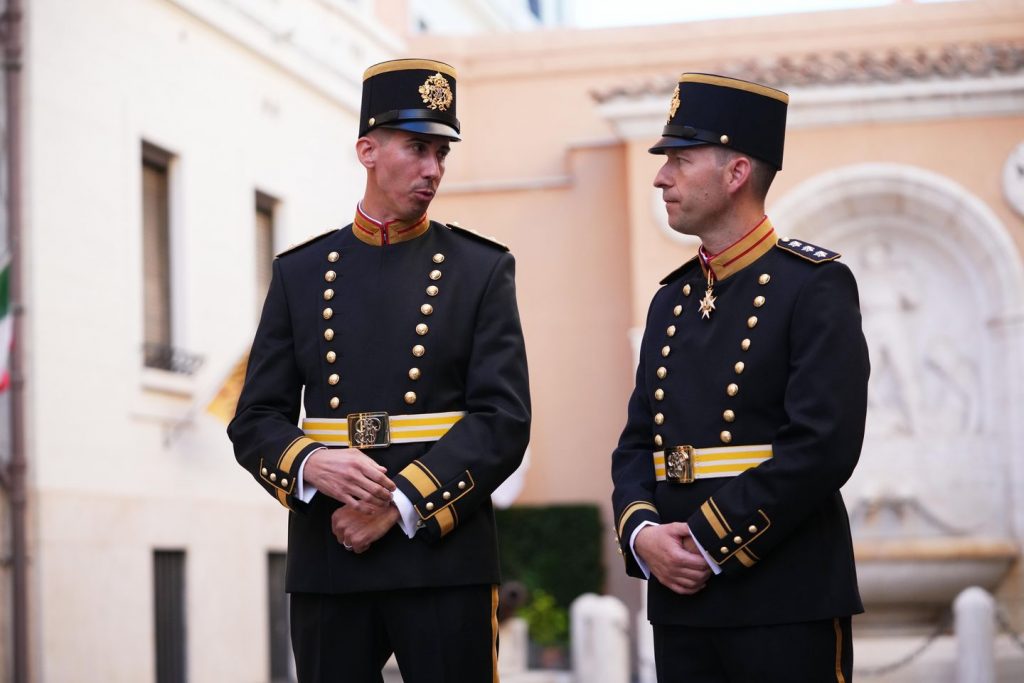 The Swiss Guards have a brand new uniform. Don't fear, the enduring one stays