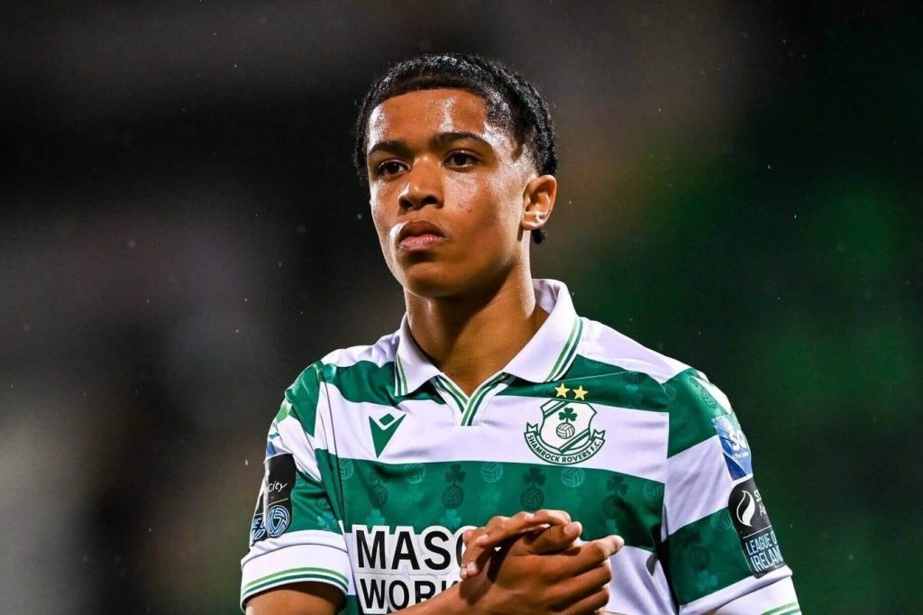 EPL: Arsenal proclaims switch of Victor Ozhianvuna