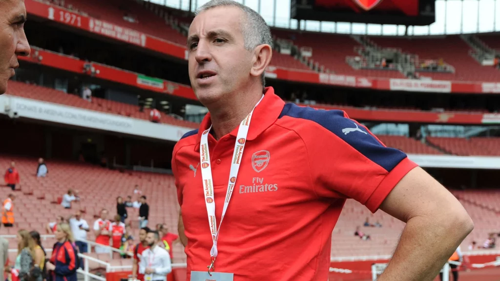 EPL: Nigel Winterburn names three golf equipment to problem Arsenal for title