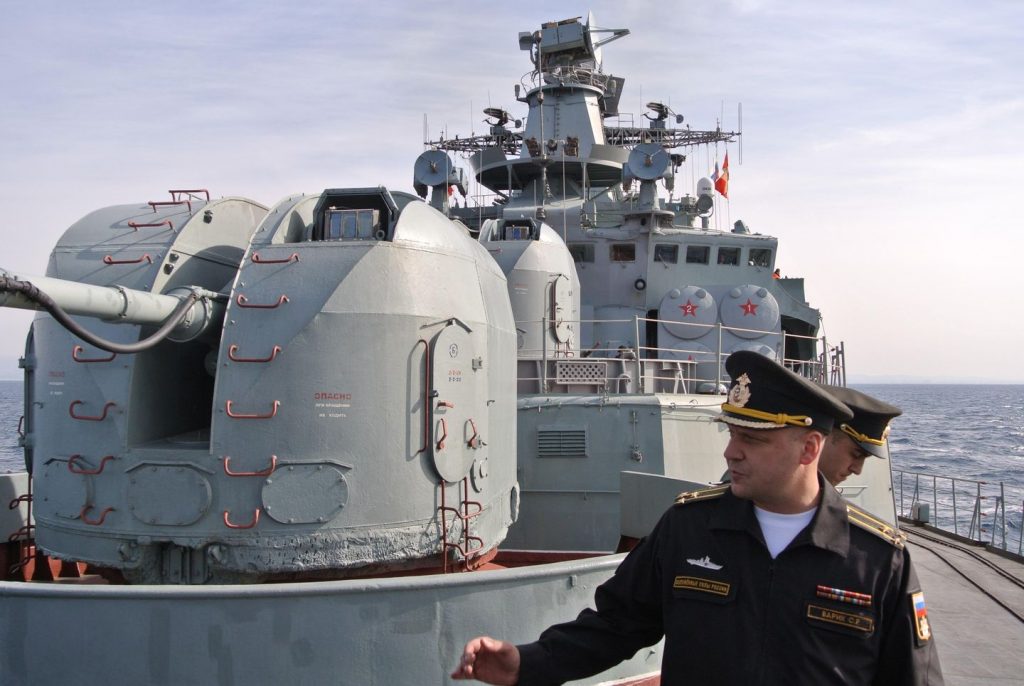 NATO-controlled U.Ok. warship tracks Russian destroyer in British waters