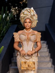 Shine Vivid Like Gold on Your Conventional Marriage ceremony Day With This Attractive Bridal Look Shine Vivid Like Gold on Your Conventional Marriage ceremony Day With This Attractive Bridal Look