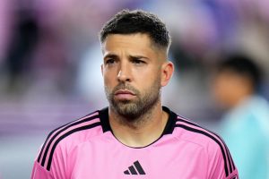 Barcelona: He deserves key to Camp Nou – Jordi Alba speaks on Messi’s return