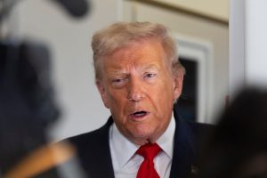 Trump threatens 'guns-a-blazing' response to Nigeria over Christian assaults Trump threatens 'guns-a-blazing' response to Nigeria over Christian assaults