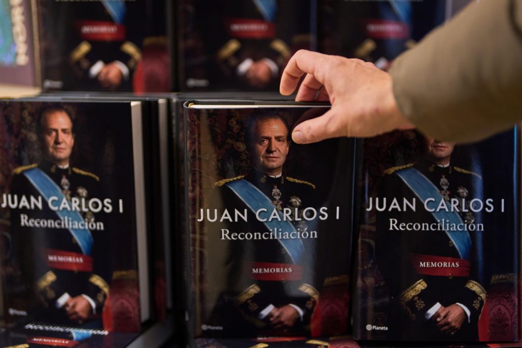 In a brand new memoir, Spain's exiled former king seeks redemption. Spaniards appear unmoved